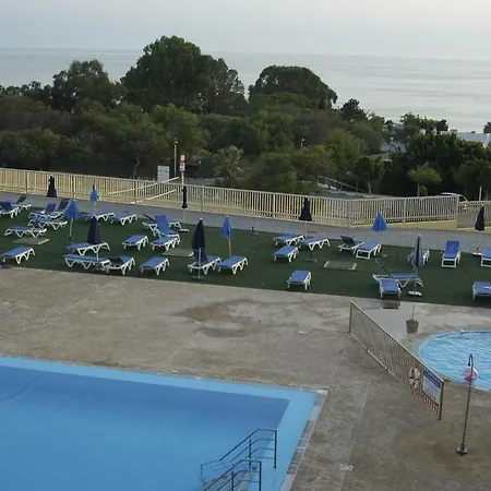 Apartamento Em Quinta Da Barracuda Albufeira Extérieur photo
